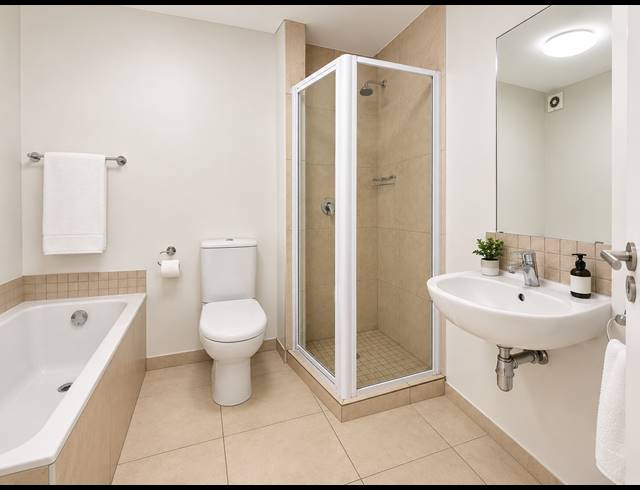 2 BEDROOM APARTMENT TO LET IN BALLITO CENTRAL
